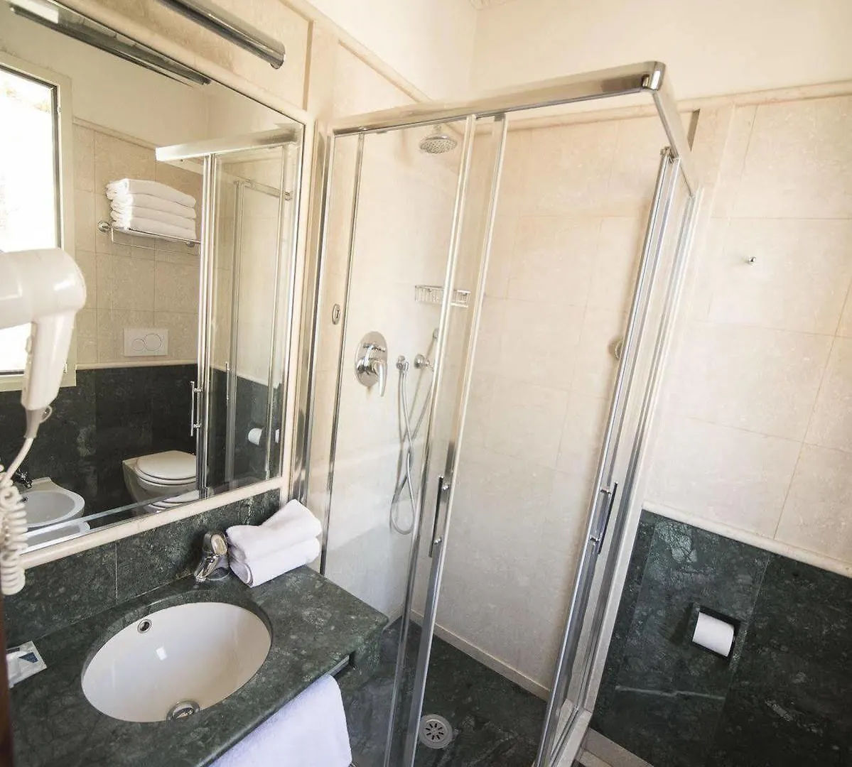 Hotel Donatello Roma 3*,